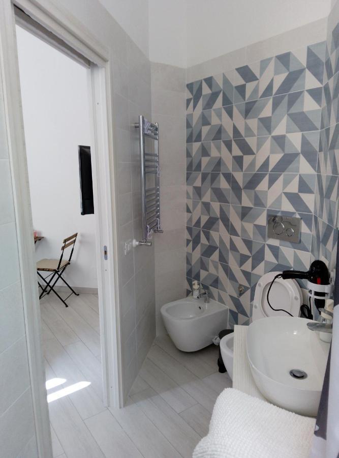 Rooms Add E Criatur เนเปิลส์ ภายนอก รูปภาพ