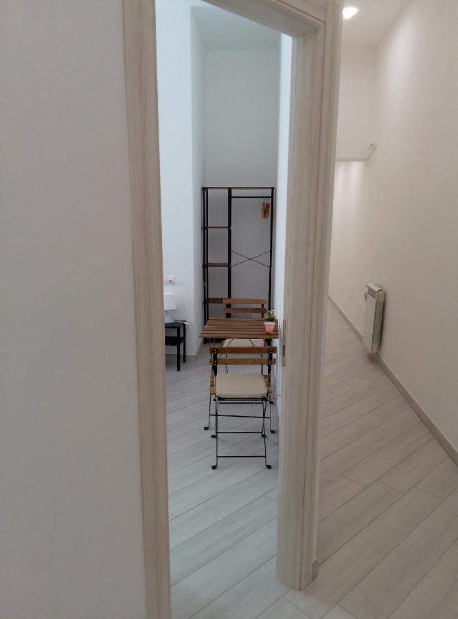 Rooms Add E Criatur เนเปิลส์ ภายนอก รูปภาพ